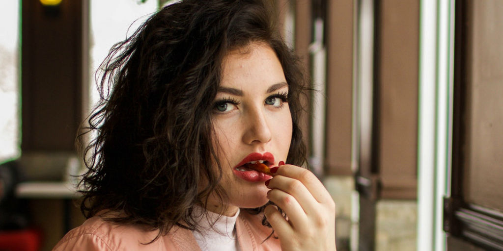 Best Diet Tips To Maintain Beautiful Stronger And Longer Hair
