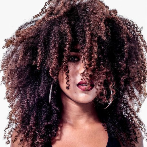 Top 5 Tips for Naturally Curly Hair – Featured Image Top 5 Tips for Naturally Curly Hair - Featured Image