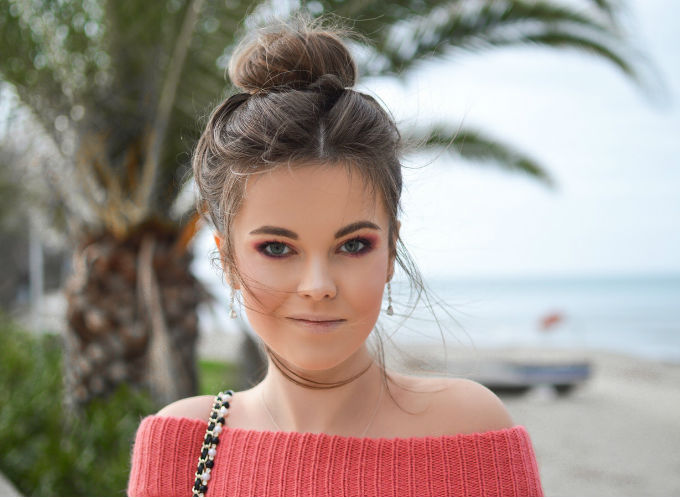Trending Hairstyles for the Summer of 2018 - Messy Buns are Here to Stay
