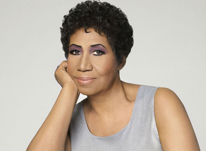 Aretha Franklin 10 Iconic Hairstyles - Short Curls